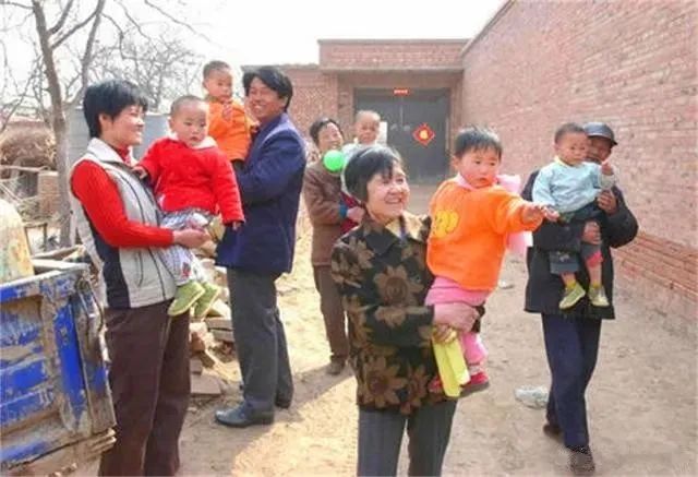 中国首例“5胞胎”长大了!个个年满20岁,如今现状却让人唏嘘......(图7) 26.jpg