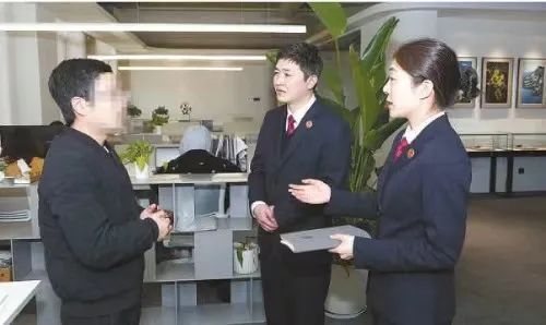 “剧组虐猫事件”造谣者被判刑(图1) 25.jpg