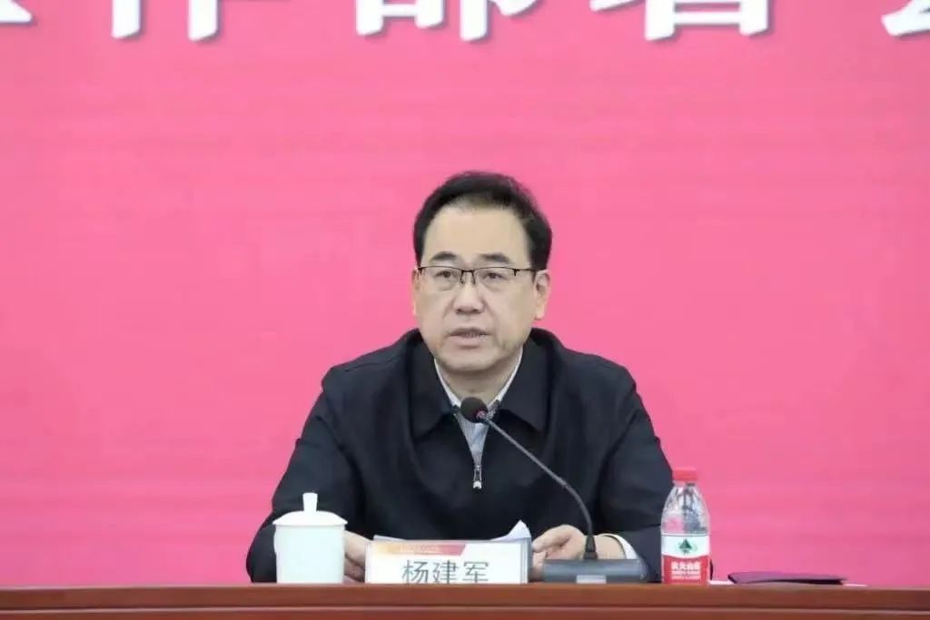 1人被提起公诉、1人被决定逮捕,均被通报与他人发生不正当性关系(图2) 30.jpg