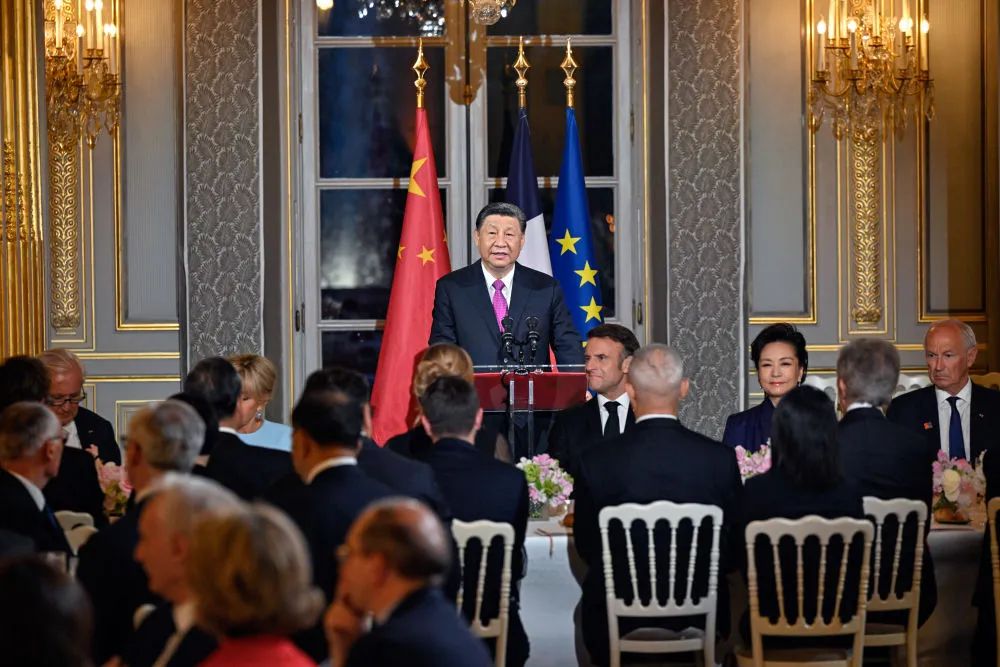 高清大图|习近平主席在巴黎繁忙的一天(图22) 640.jpg