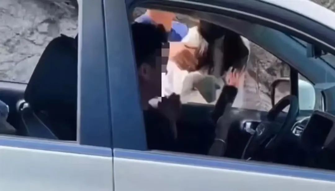 逆行还打人?被打只能忍?法律的板子,要让打人者疼!(图3) 640.jpg