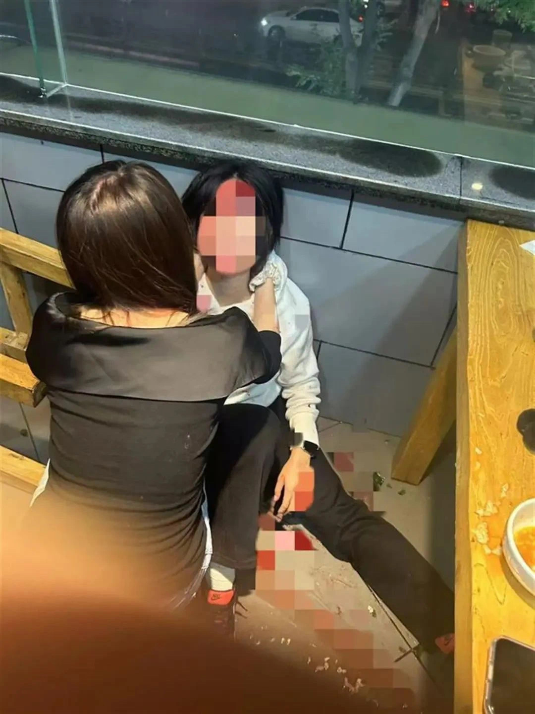 4名未成年女生拒绝搭讪被殴打?河北曲阳警方通报(图2) 2.jpg