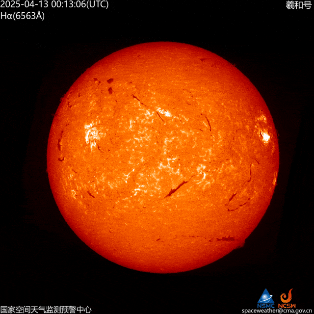 地磁暴点亮夜空！多地上演震撼极光秀