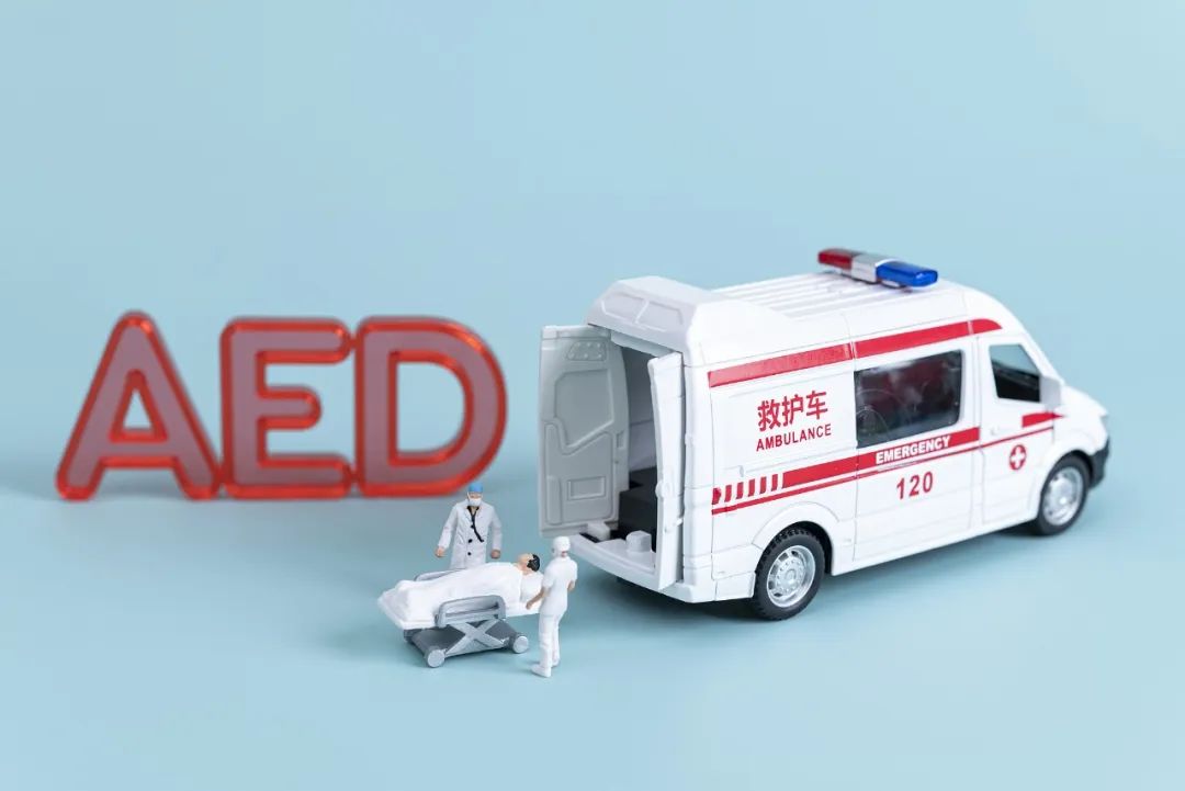又见“黑救护”!长途转运病人半路加价,不然就不走?(图10) 图片