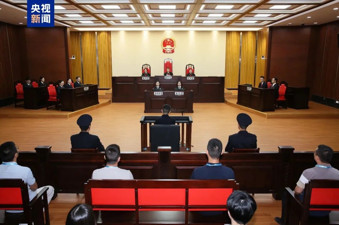 受贿1.44亿余元,重庆市政协原党组成员、副主席段成刚一审被判无期(图1) 1.jpg
